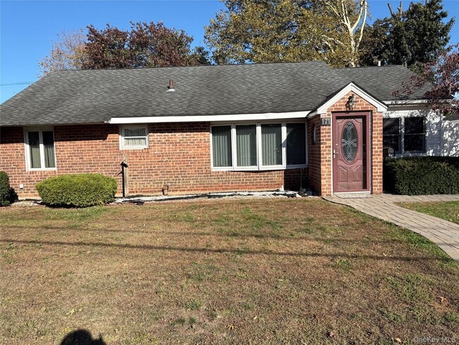 Building Photo - 171 Division Ave