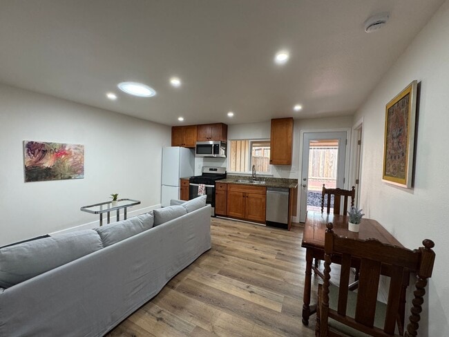 Photo - 310 Hansbery Way Unit 306 Hansbery