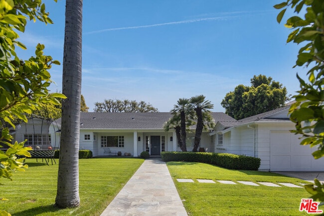 Building Photo - 1132 Napoli Dr
