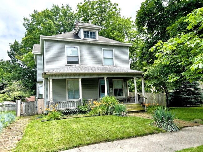 Photo - 624 S 7th St House