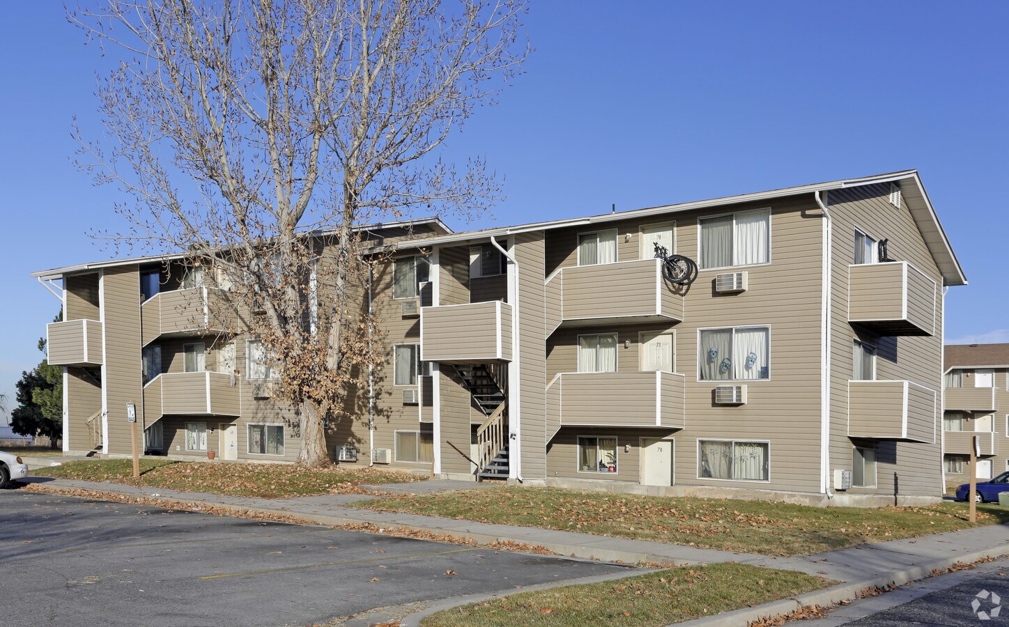 Pepper Ridge Apartments - Pepper Ridge Apartments