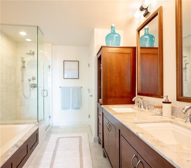 1 W Exchange St Unit 2504