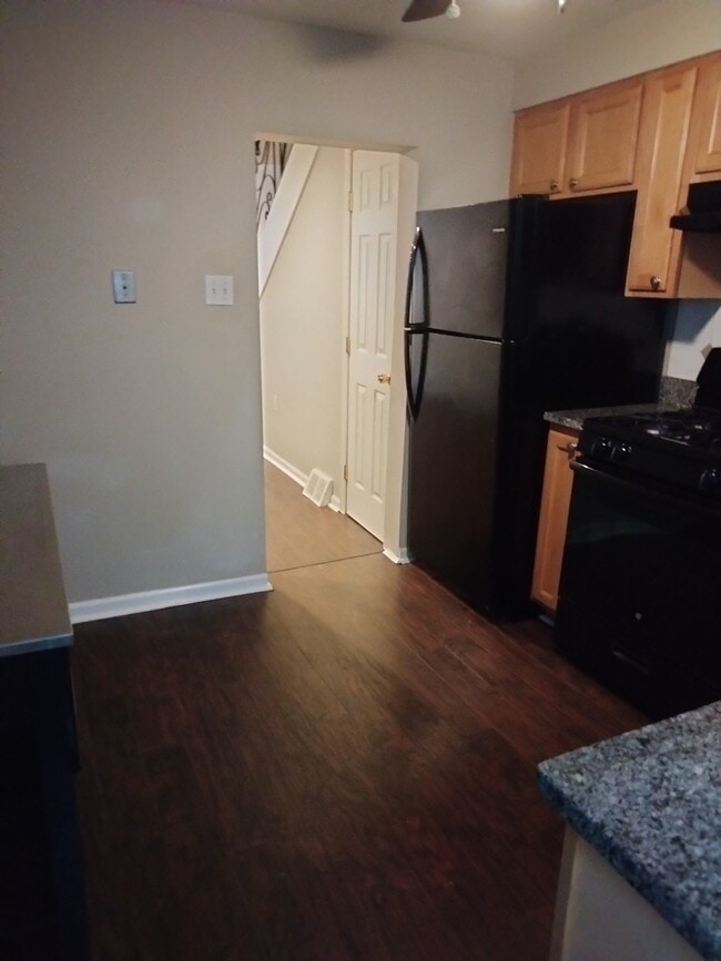 Kitchen - 2314 S Colorado St