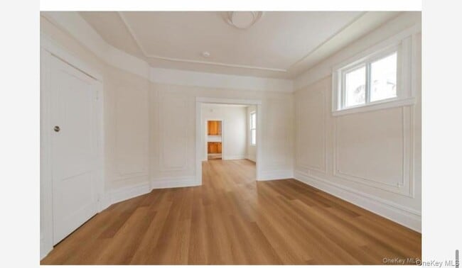 Photo - 959 Van Nest Ave Unit 2