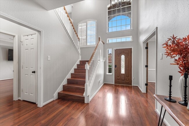 Photo - 4318 Raintree Ct