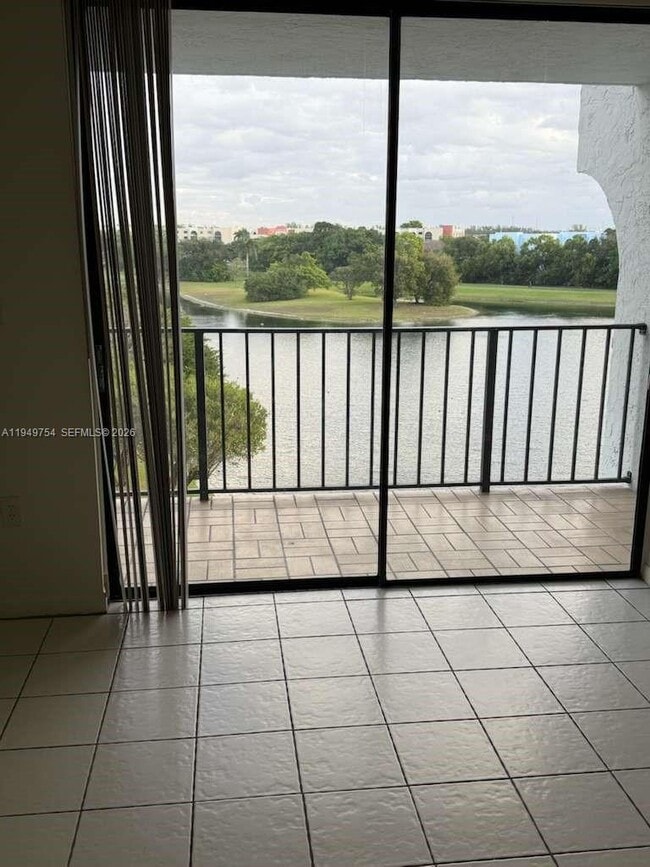 Photo - 9688 Fontainebleau Blvd Unit 605