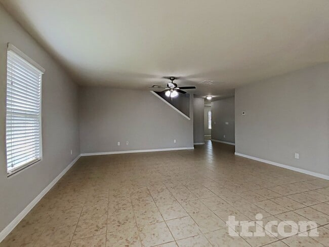 Photo - 930 Salado Slough Ln
