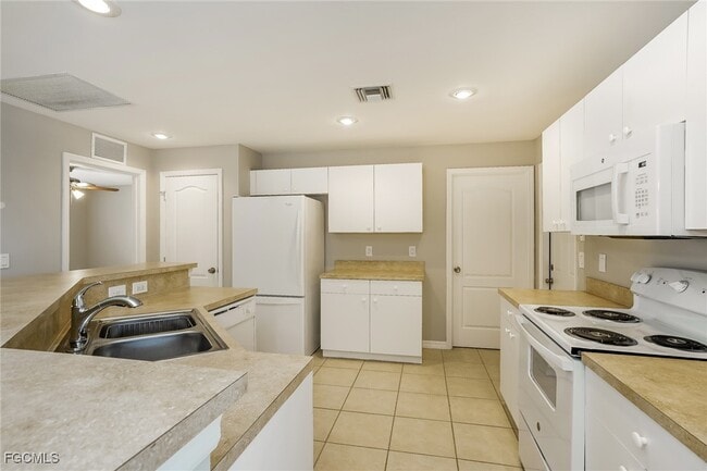 Photo - 3016 65th St W