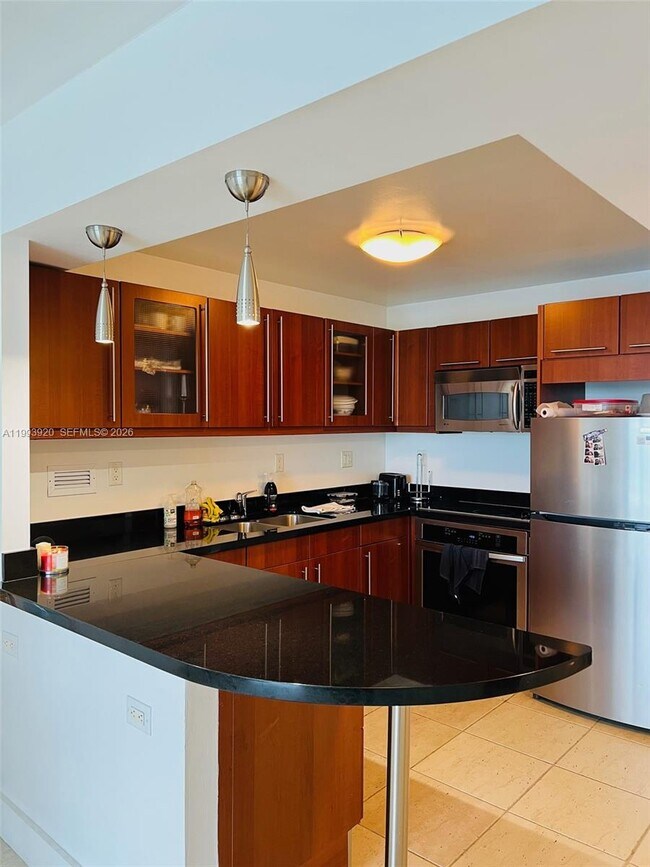 Photo - 2301 Collins Ave Unidad 1229