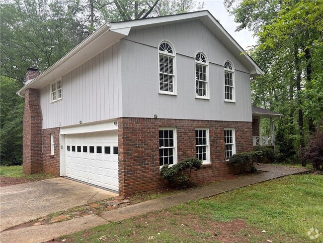 Building Photo - 844 Chandler Dr SW Rental