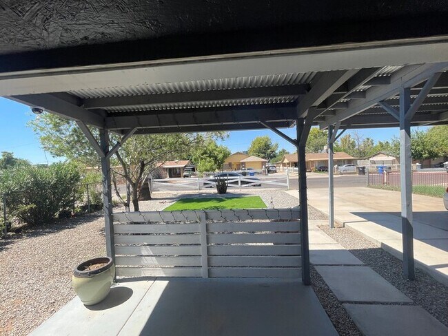 Photo - Great Home in Arcadia Light - Price Reduced