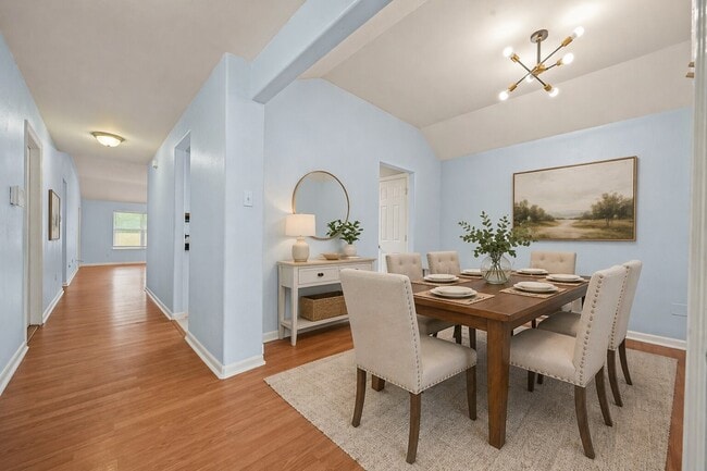 Photo - 3521 Lydia St