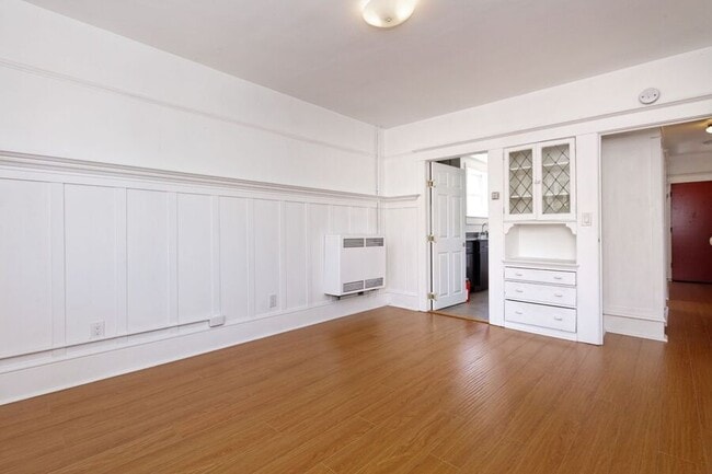 Photo - 2139 Grant St Unit 3