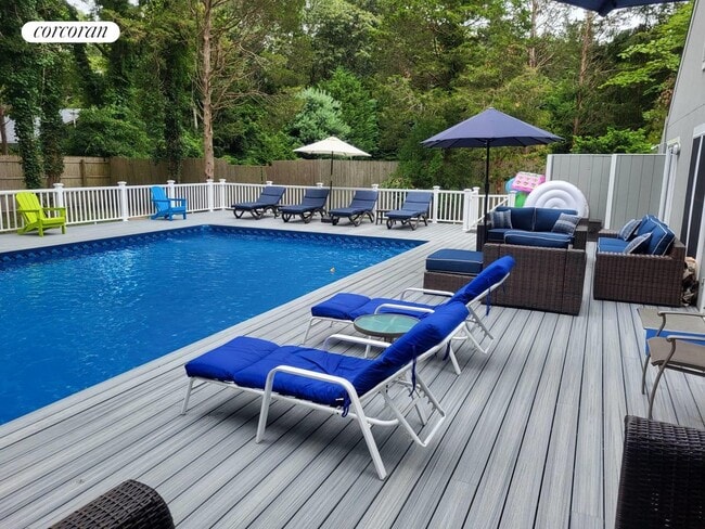 Photo - 6 Orchard Ln