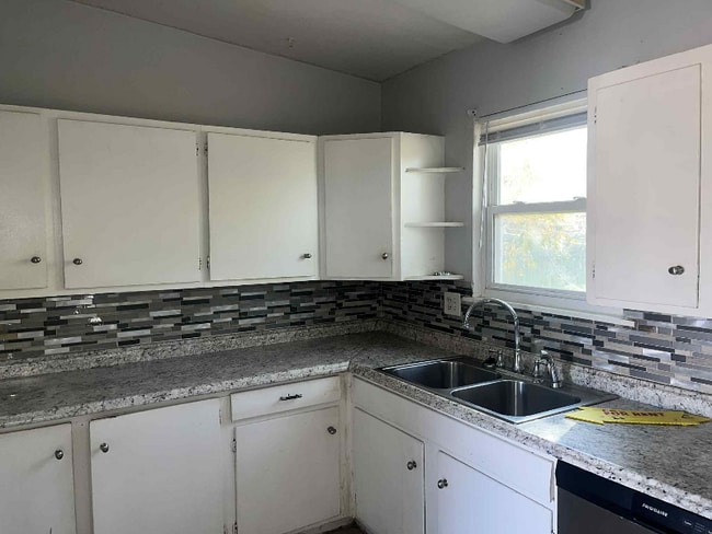 Photo - 2524 Loy Lake Rd