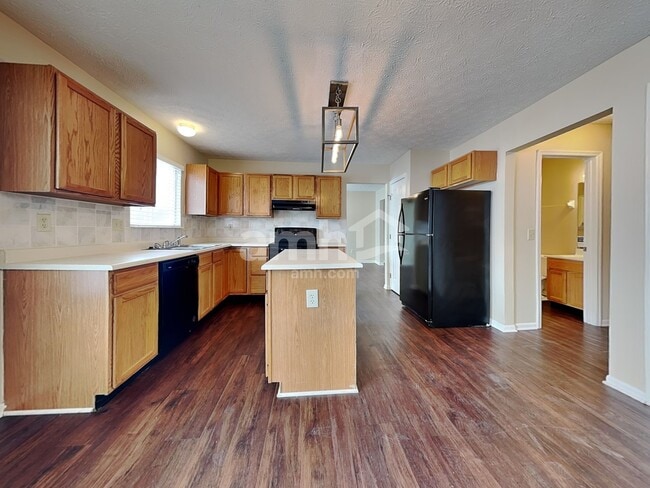 6947 Autumn Glen Dr