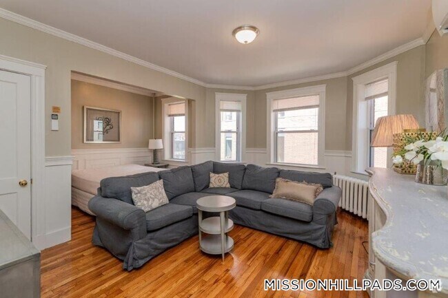 Building Photo - 49 Worthington St Unit 7 Rental