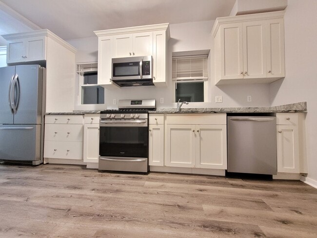 Building Photo - 72 Myrtle St Unit 1