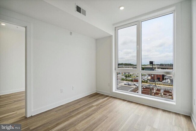 Photo - 2636 E York St Unit 302