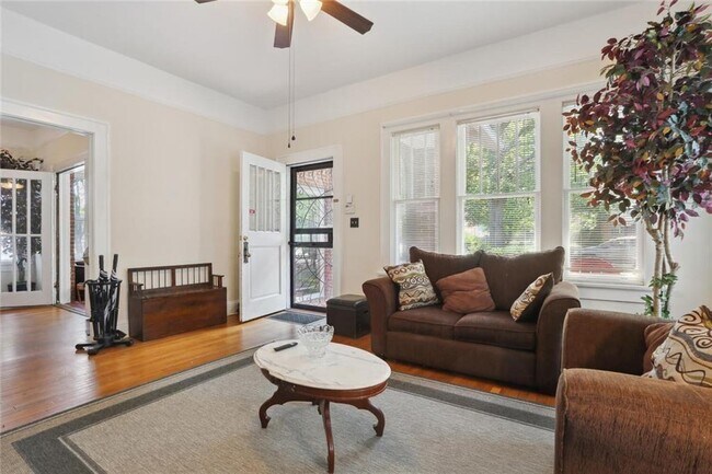 Photo - 203 Winter Ave