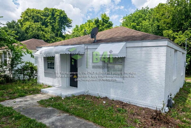 Building Photo - 163 Munson Dr