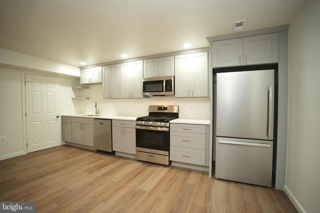 Photo - 22271 Goldenrod Dr Unit BASEMENT APARTMENT