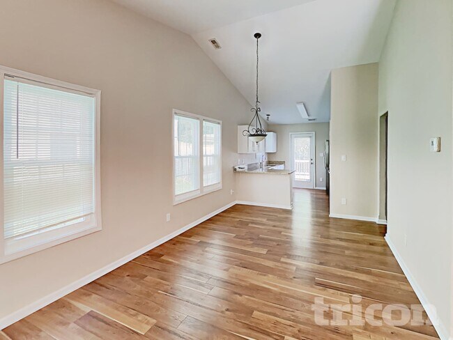 Photo - 2013 Kansas City Dr