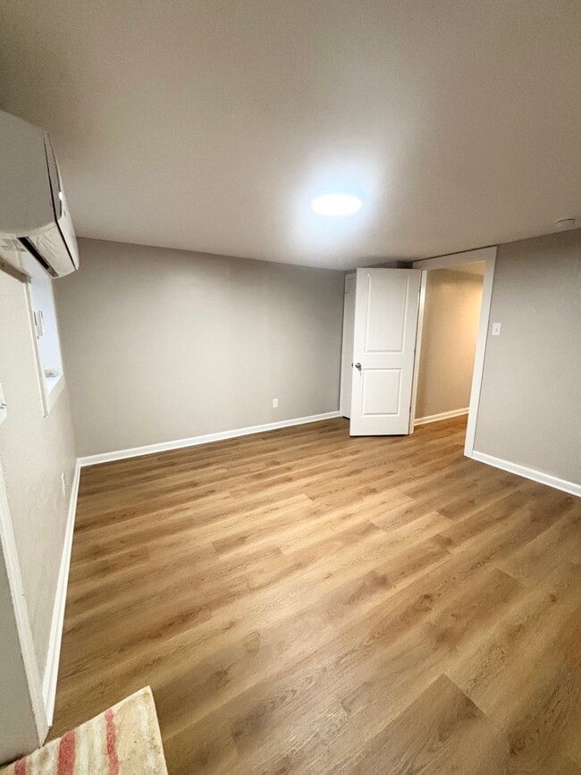 Photo - 626 Middle St Unit 1