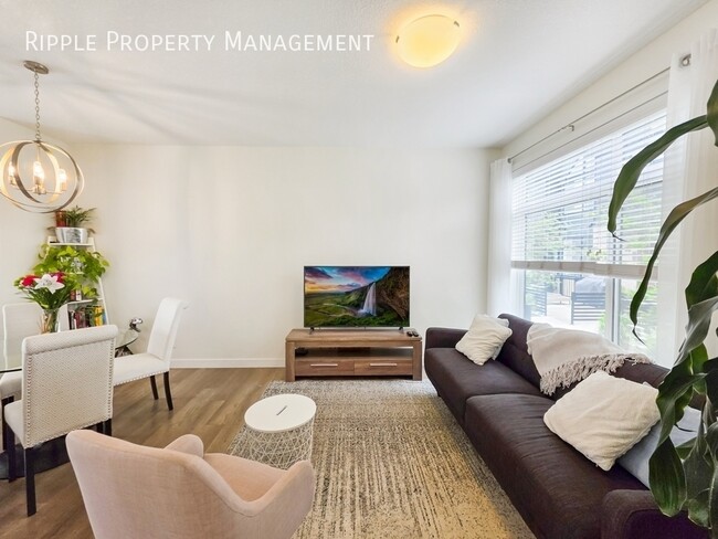 Photo - BEAUTIFUL SEMI-FURNISHED 3-BED, 3.5-BATH TOWNHOUSE | PRIME SAGE HILL LOCATION