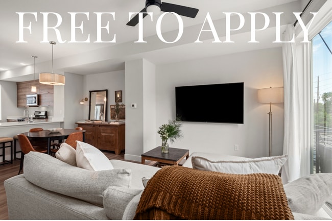 Building Photo - Free to apply to this beautiful Townhome  ...