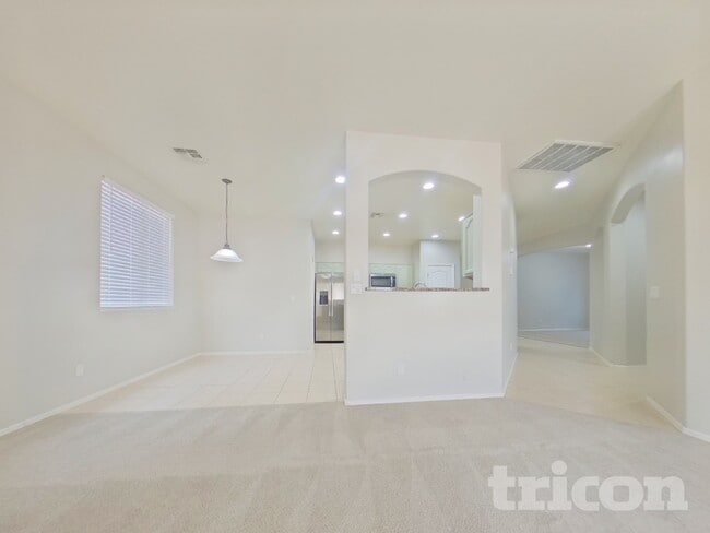 Photo - 17328 W Morning Glory St