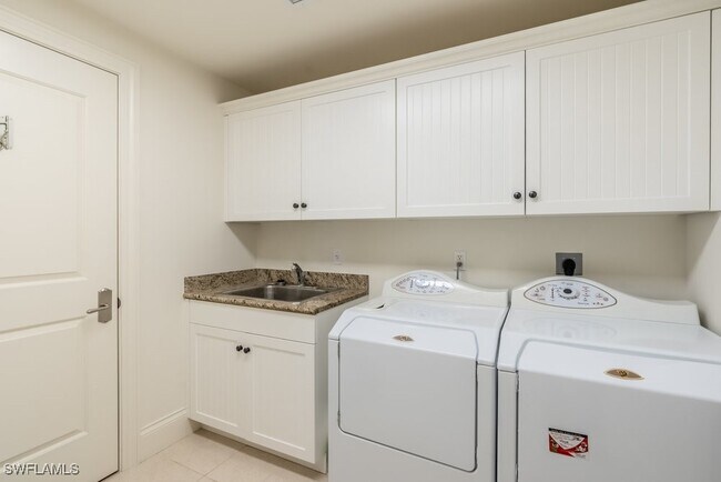 Photo - 300 3rd Ave S Unit 3