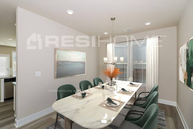 147 Rockaway Dr N