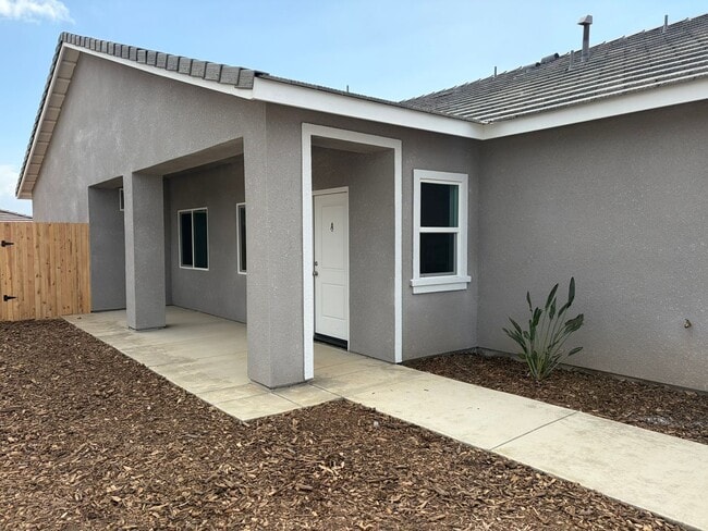 Photo - 6011 Cougar Trl Unidad A