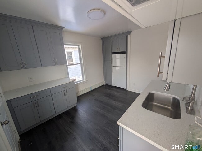 Photo - 200 Ogden St Unit 2