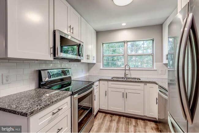 Photo - 12020 Golf Ridge Ct Unit 202