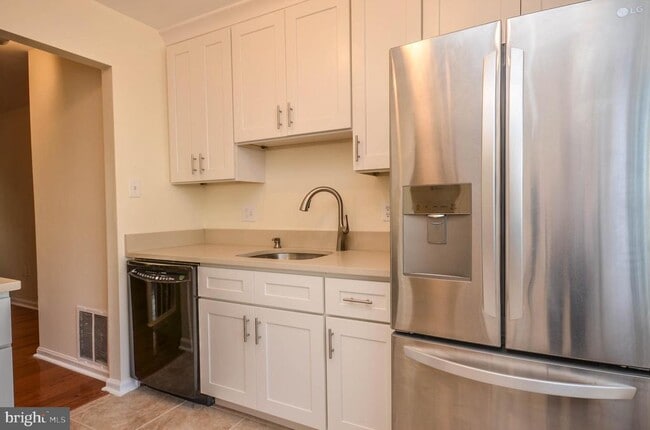 Photo - 12104 Pikeview Terrace