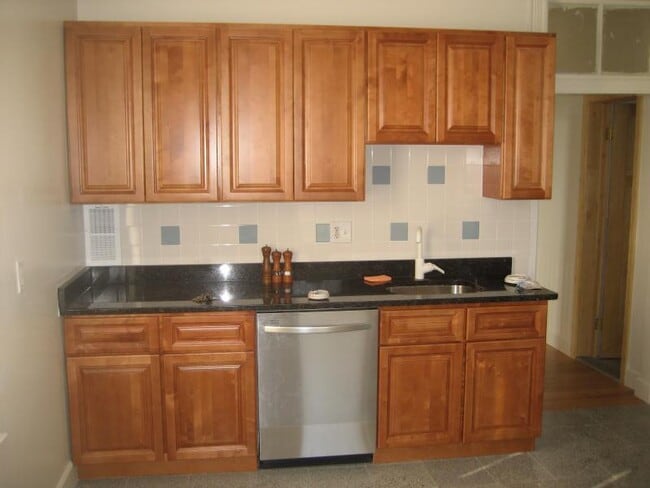 Building Photo - 190 Highland St Unit 1903