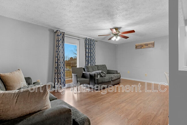 Photo - 8030 Abbey Ct Unit #H