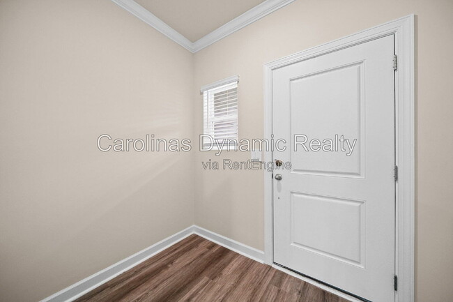 Photo - 1413 Old Rivers Rd