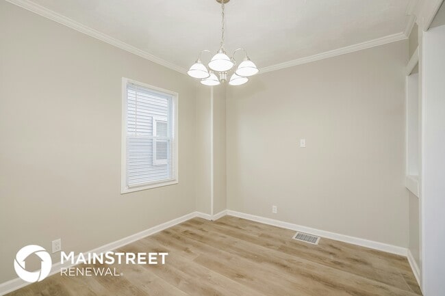 Photo - 1141 N Rochester Ave