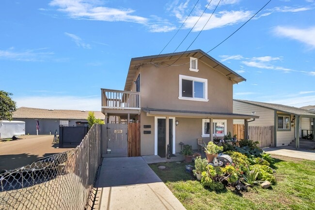 Photo - Charming Duplex in Historic Old Town Suisu...