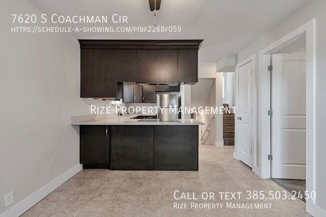 Photo - 7620 Coachman Cir
