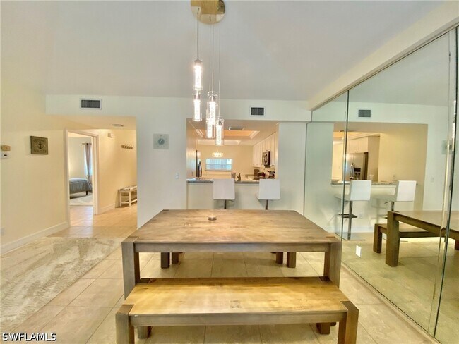230 Sugar Pine Ln Unit 230