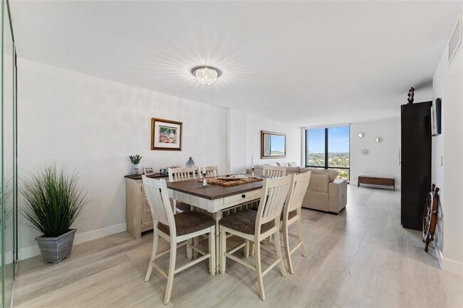Photo - 1600 S Ocean Dr