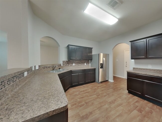 Photo - 17142 Common Point Dr