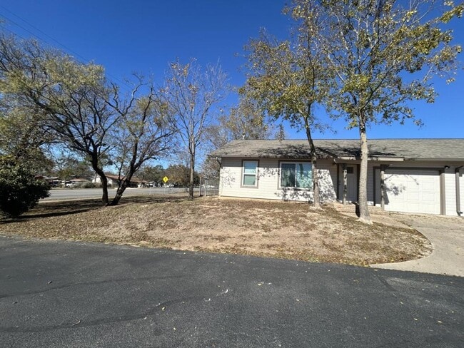 Photo - 1029 N Water St