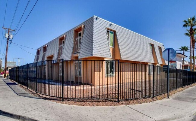 Building Photo - Cambridge St. Unit Cambridge St. - #1 Rental