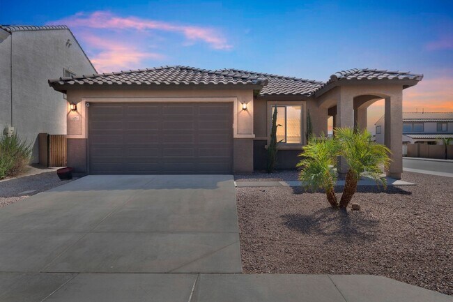 Building Photo - Immaculate & Move-In Ready – Upscale 3BR/2... Rental