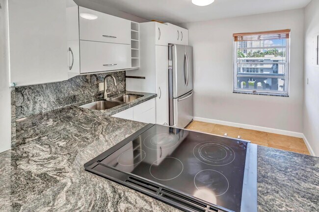 Photo - 3199 S Ocean Dr Unit 406